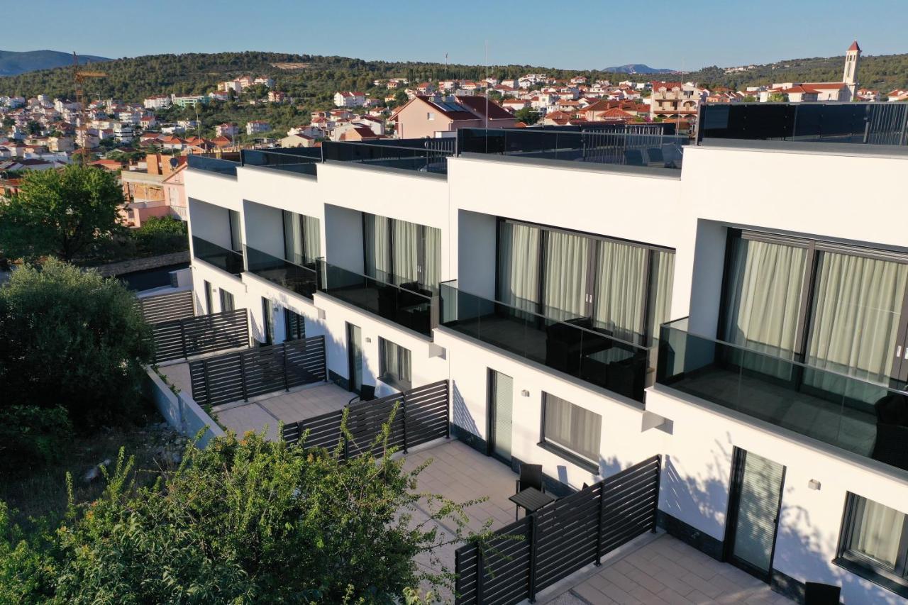 Holiday Luxury Resort Sundance Трогир Екстериор снимка