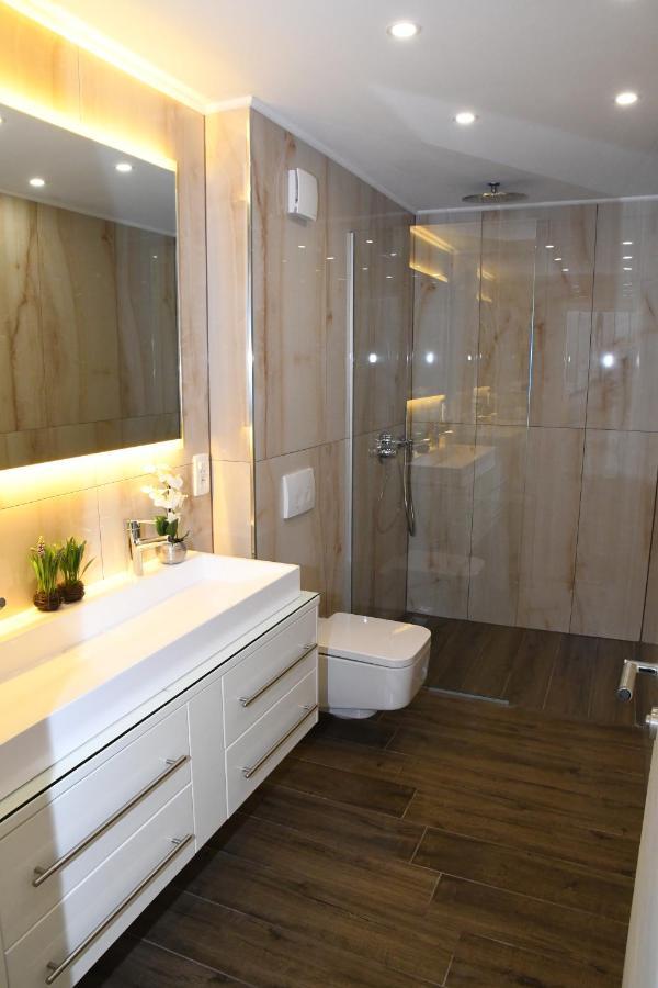 Holiday Luxury Resort Sundance Трогир Екстериор снимка