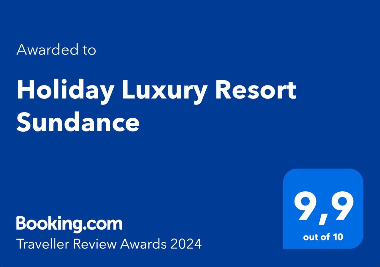 Holiday Luxury Resort Sundance Трогир Екстериор снимка