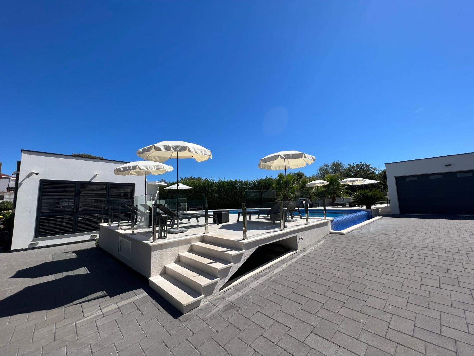 Holiday Luxury Resort Sundance Трогир Екстериор снимка